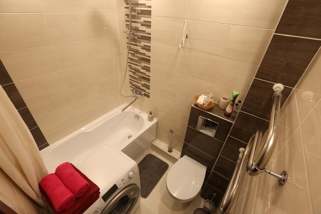 Modern 2 Rooms Apartment Kaunas Exterior photo